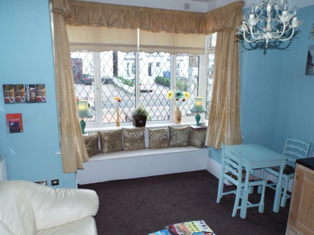 Andora Guest House Southport Buitenkant foto